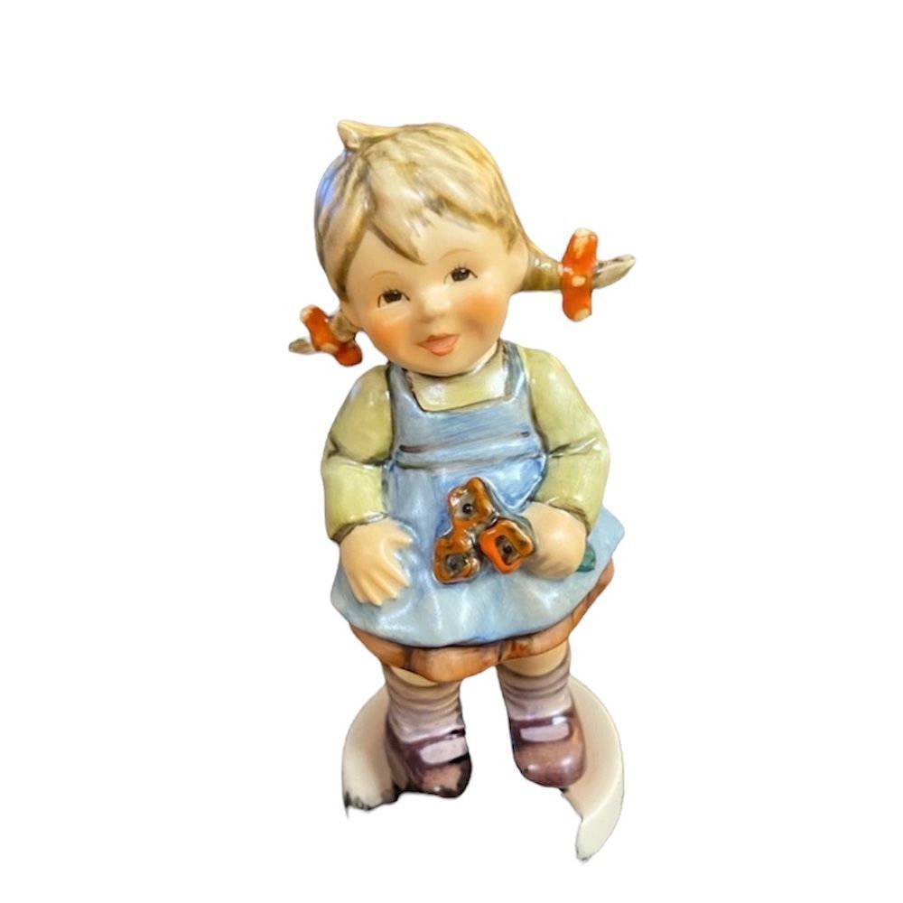 Hummel figurine Flower Girl in box vintage